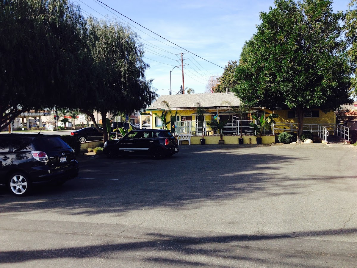 El Pollo Corona Grill - Photo 7