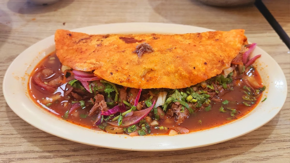 Tacos Y Tortas Chalio’s Visalia - Photo 1
