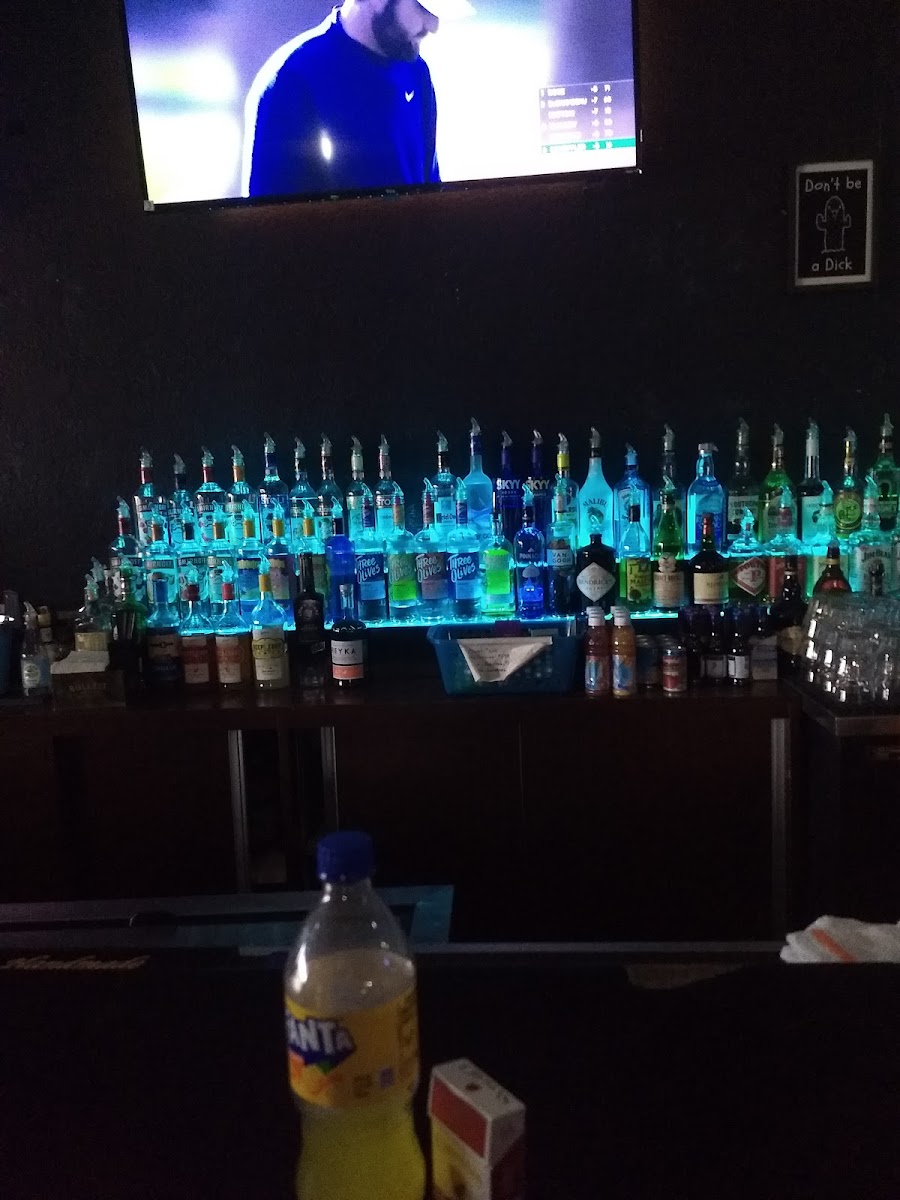 Richland Cafe - Photo 2