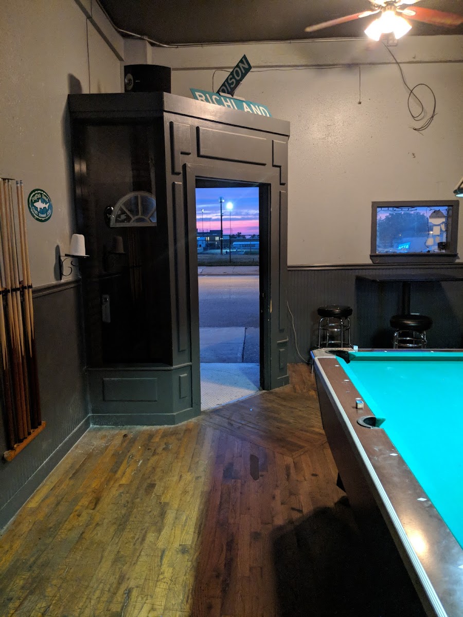 Richland Cafe - Photo 5