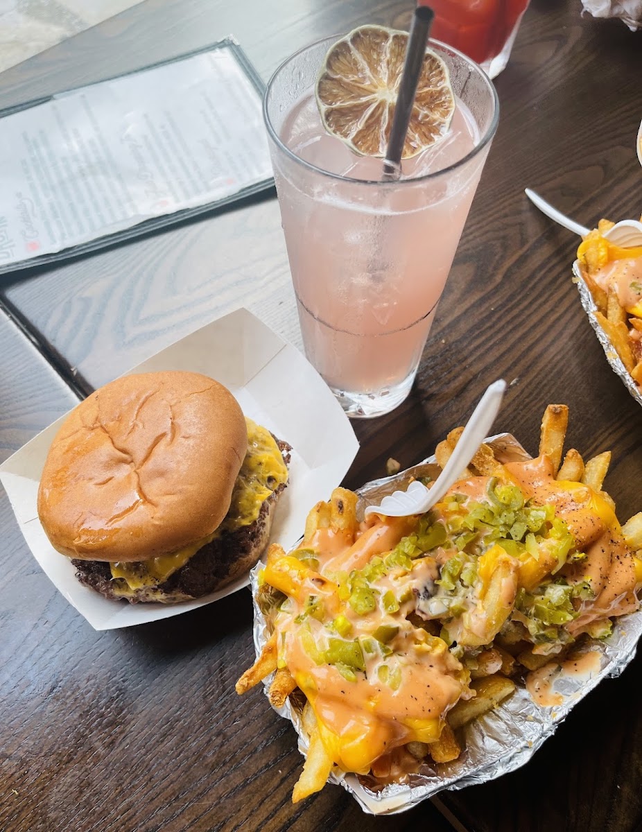 The Drop In - Photo 2