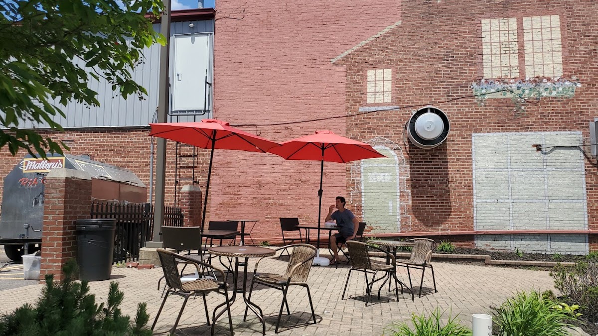 Big Mal's Linden Cafe