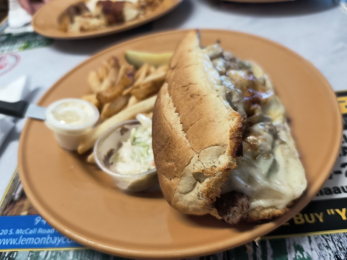 Junior and Rosie's Cafe and Grill - Photo 7