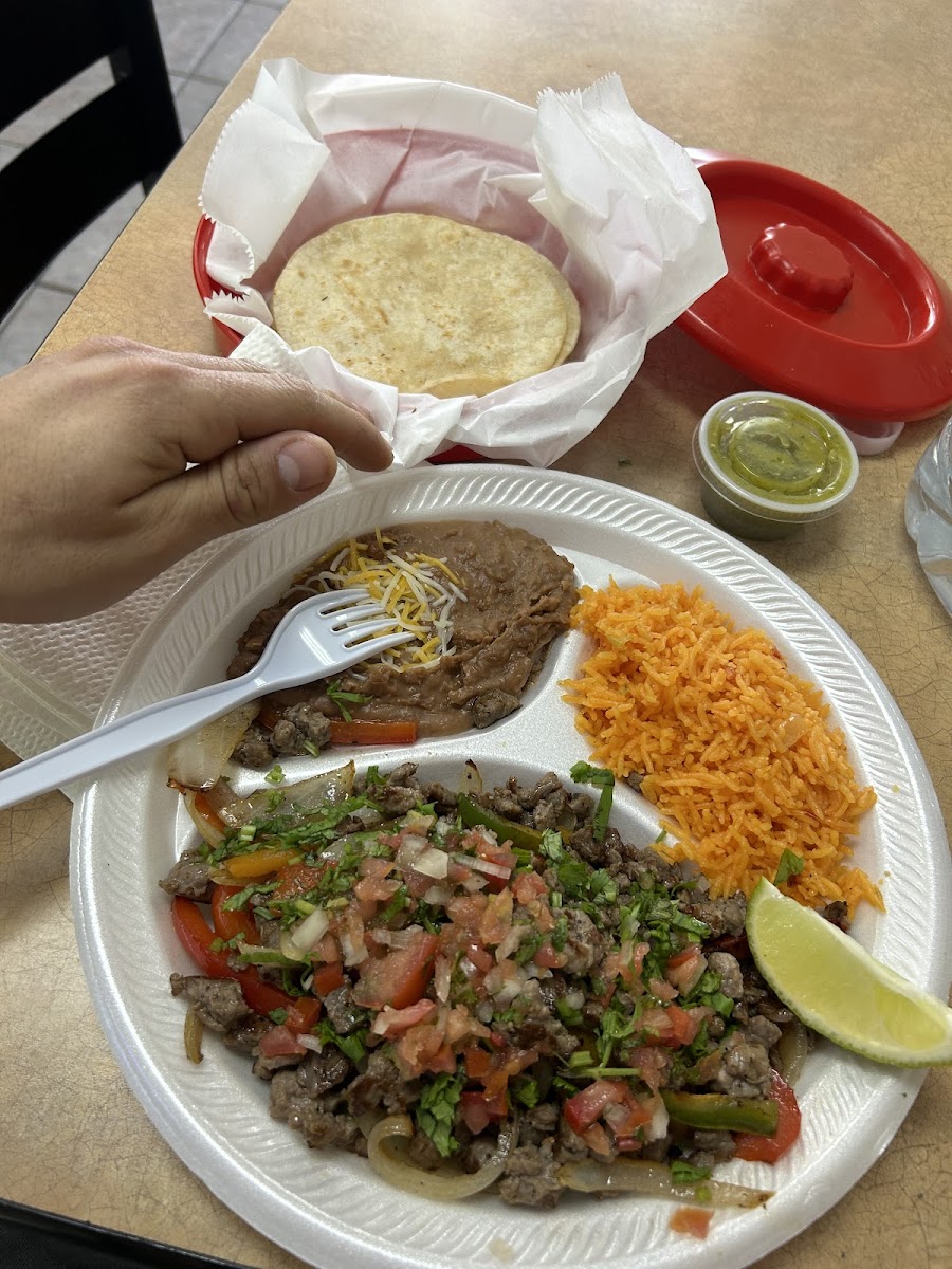 Taqueria Bethel - Photo 2