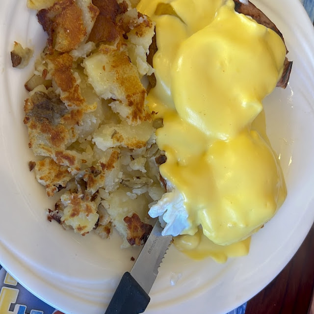 Eggs Benedict
