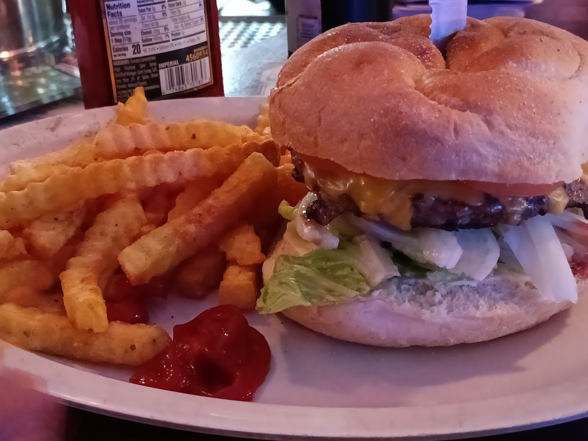 #1 Bar & Grill - Photo 1