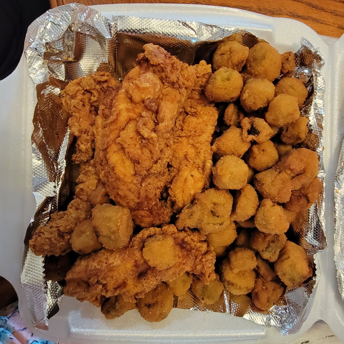 Hutch's Kuntry Kookin - Photo 5