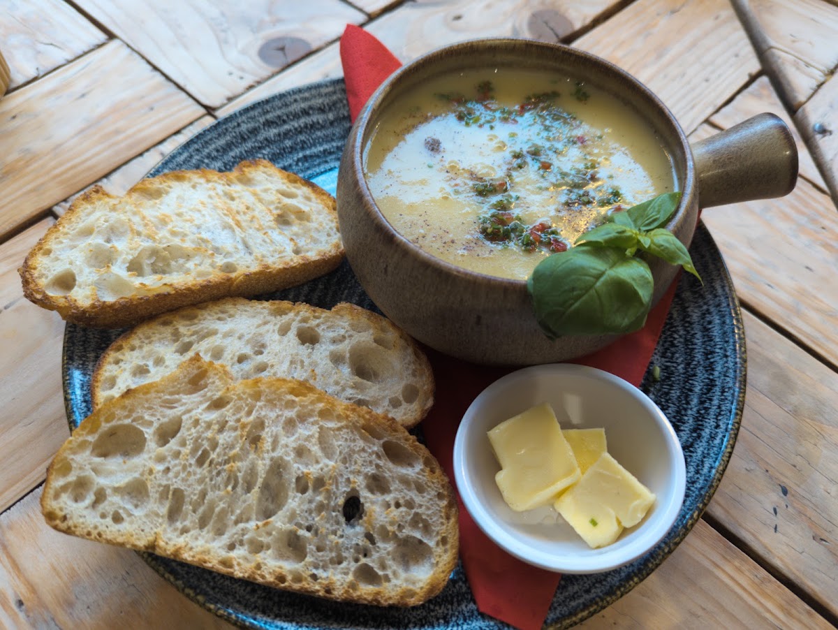 Laco Café & Bistro - Photo 7