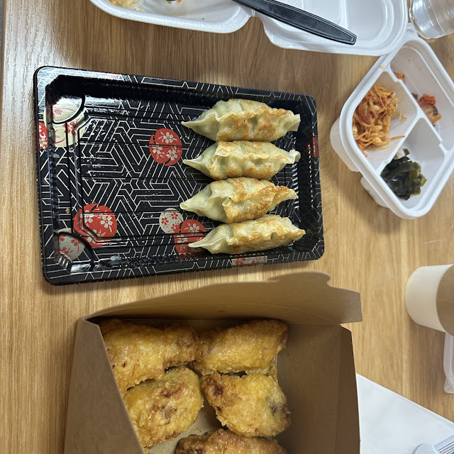 Pan-Fried Dumpling - 8 Pieces 군만두