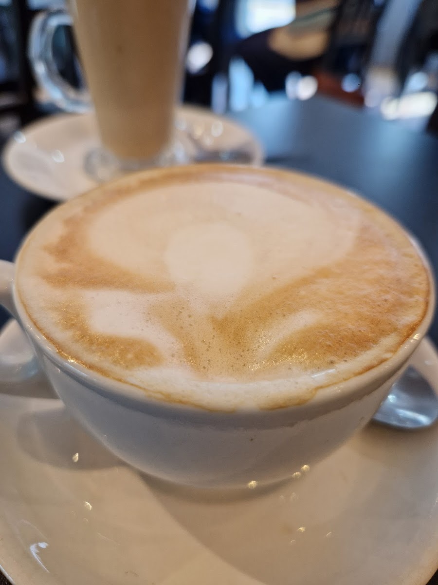 Thompsons Close Cafe - Photo 3