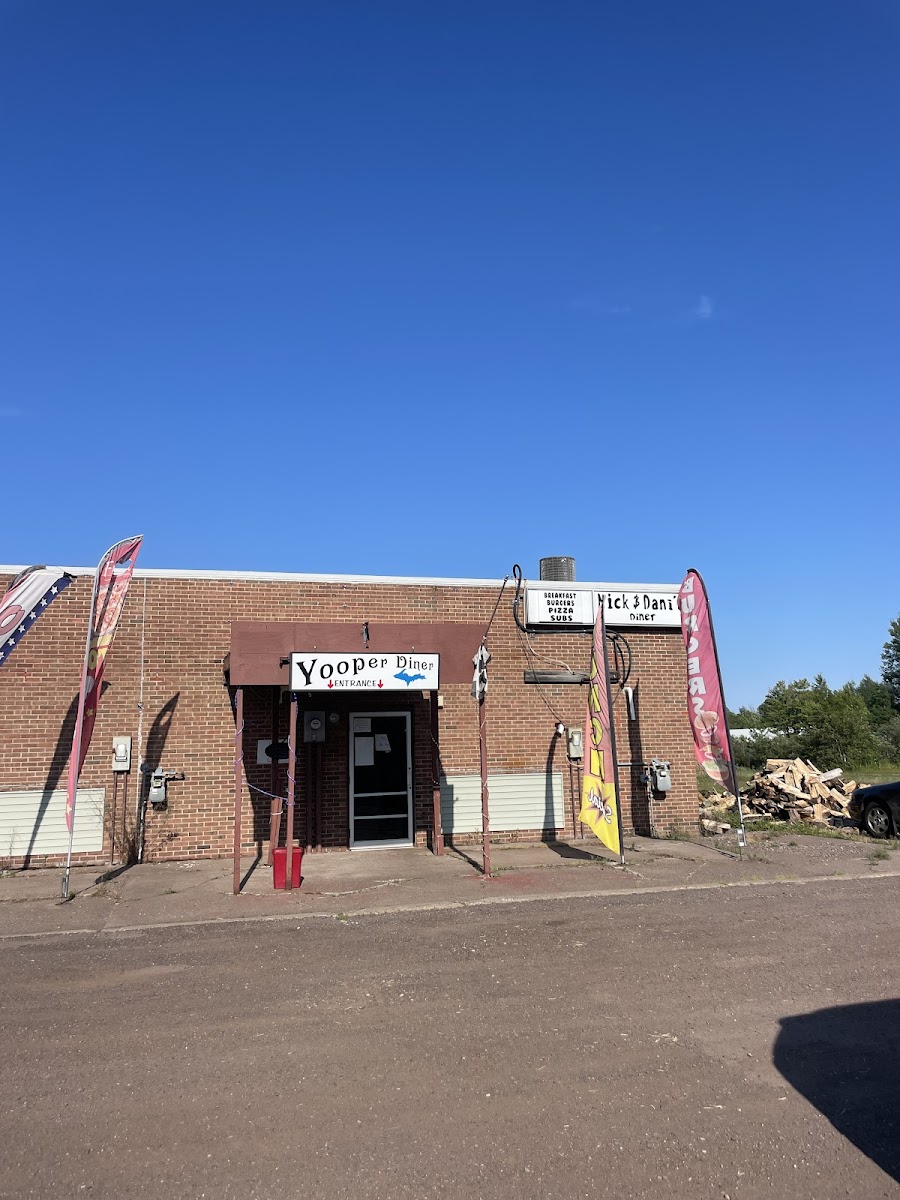 White Pine's Yooper Diner - Photo 5