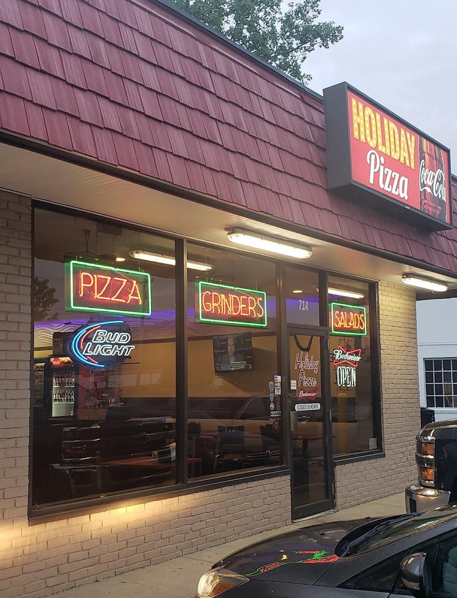 Holiday Pizza