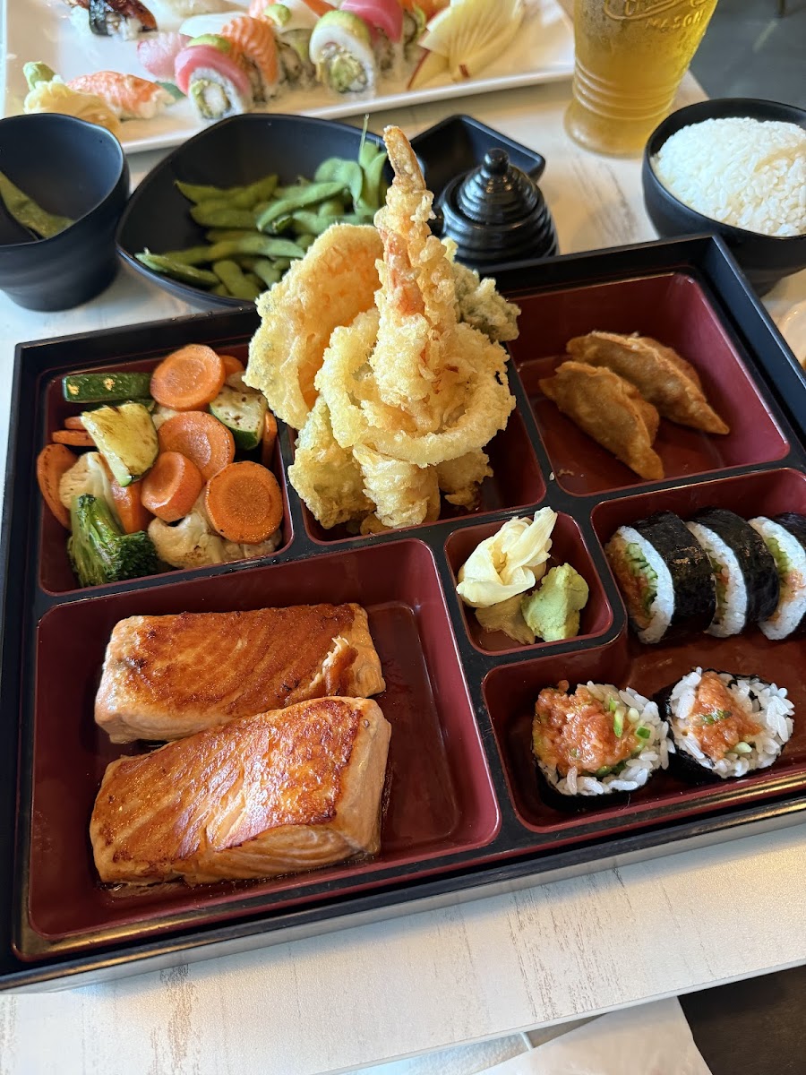 Bluefish Bistro - Photo 4