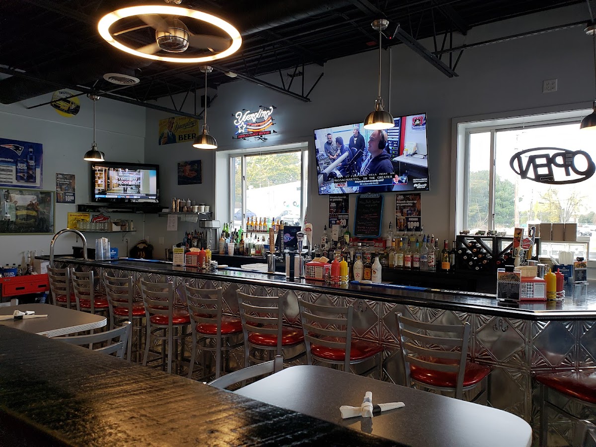 Mack’s Original Pizza Pub