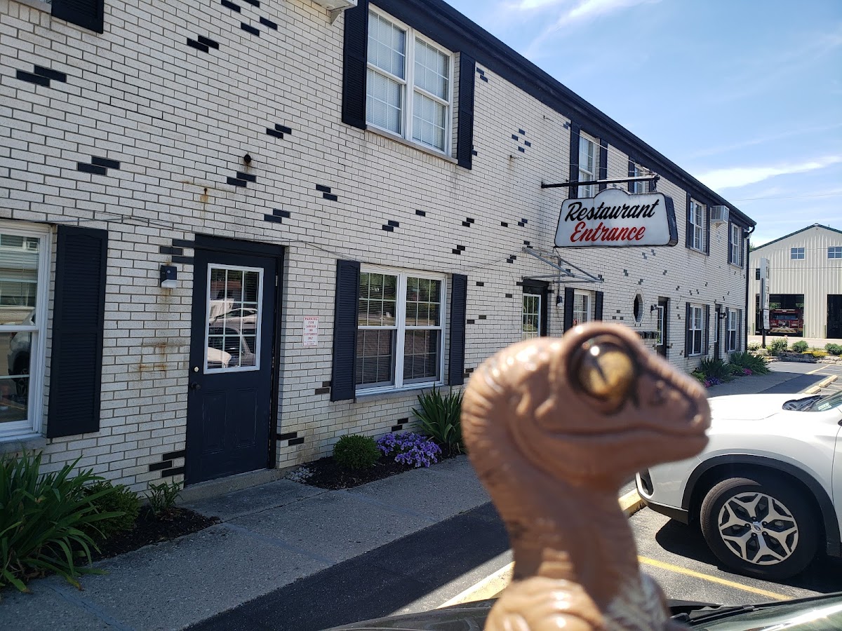 Carriage Inn Restaurant - Photo 2