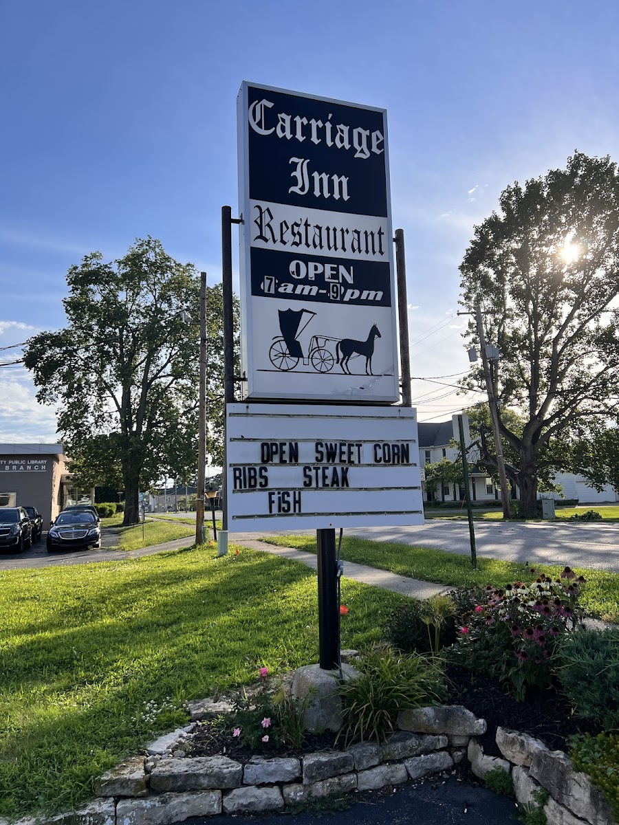 Carriage Inn Restaurant - Photo 4