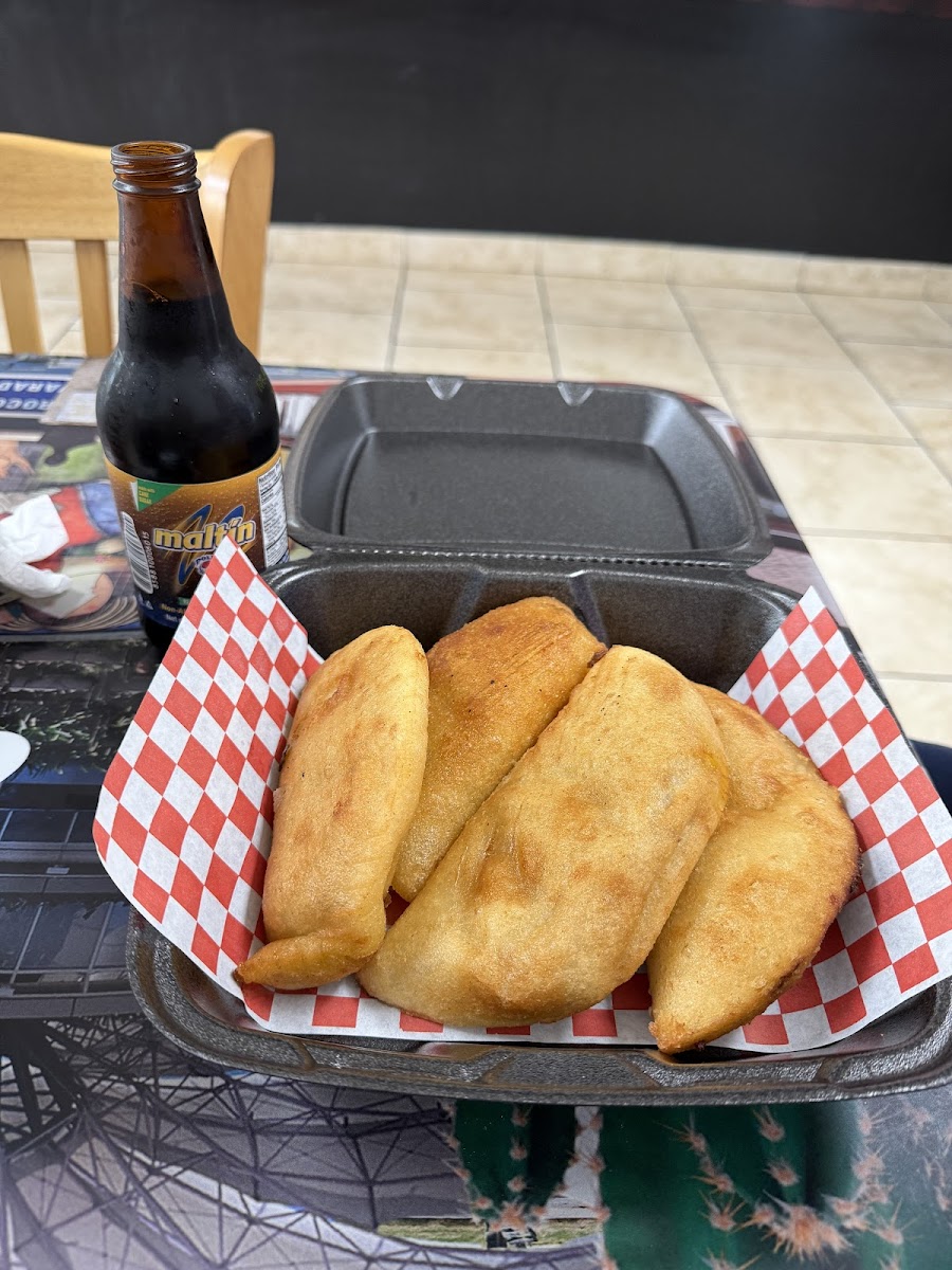 Arepas by perla - Photo 6