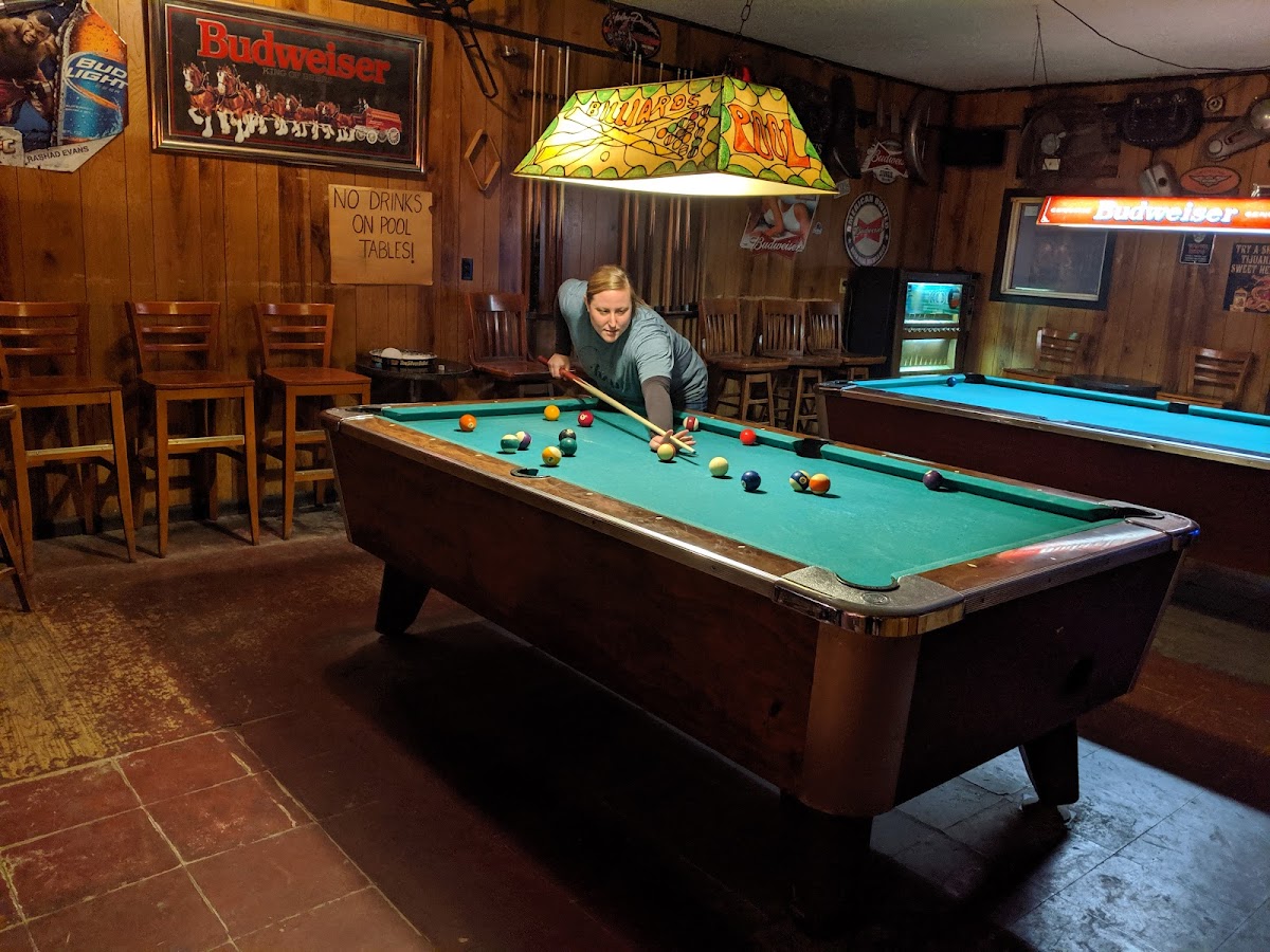 Long Branch Tavern - Photo 6