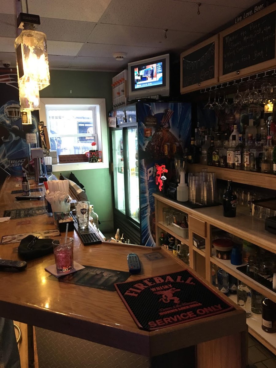 Lisa's Restaurant & Lounge