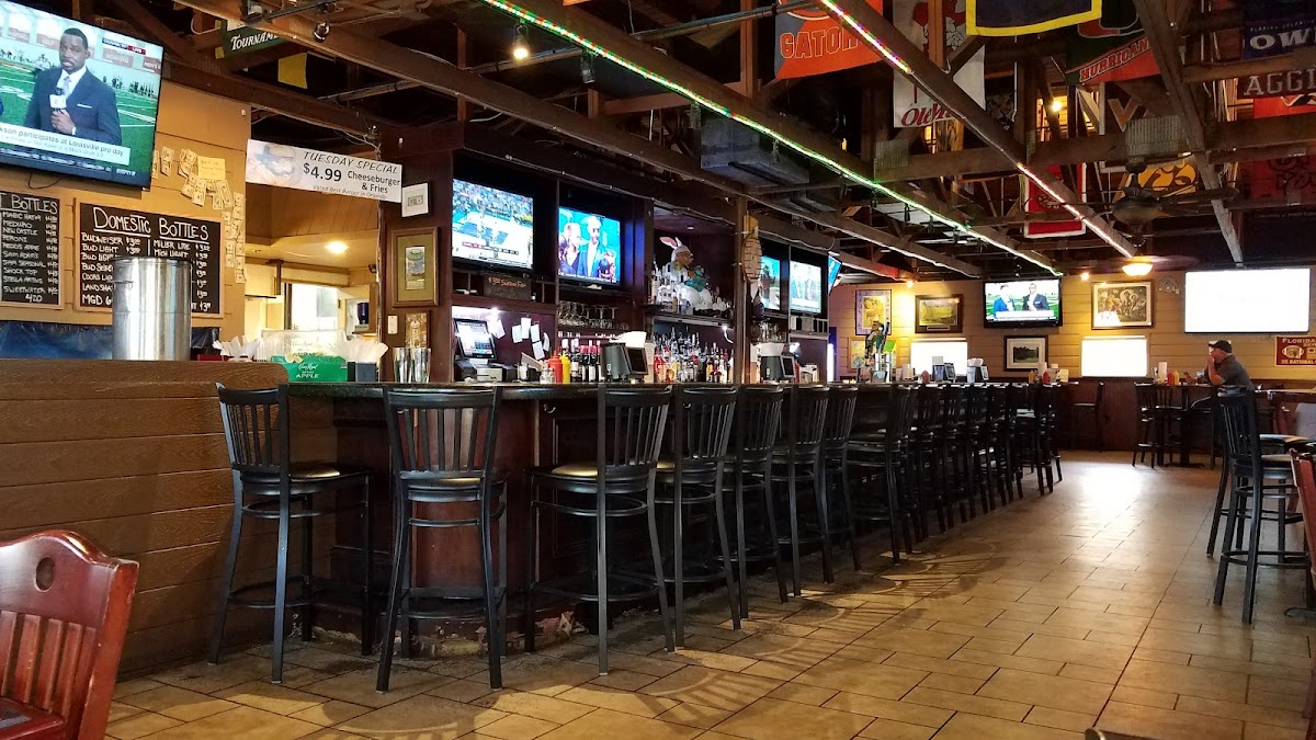 Mulligan's - Photo 2