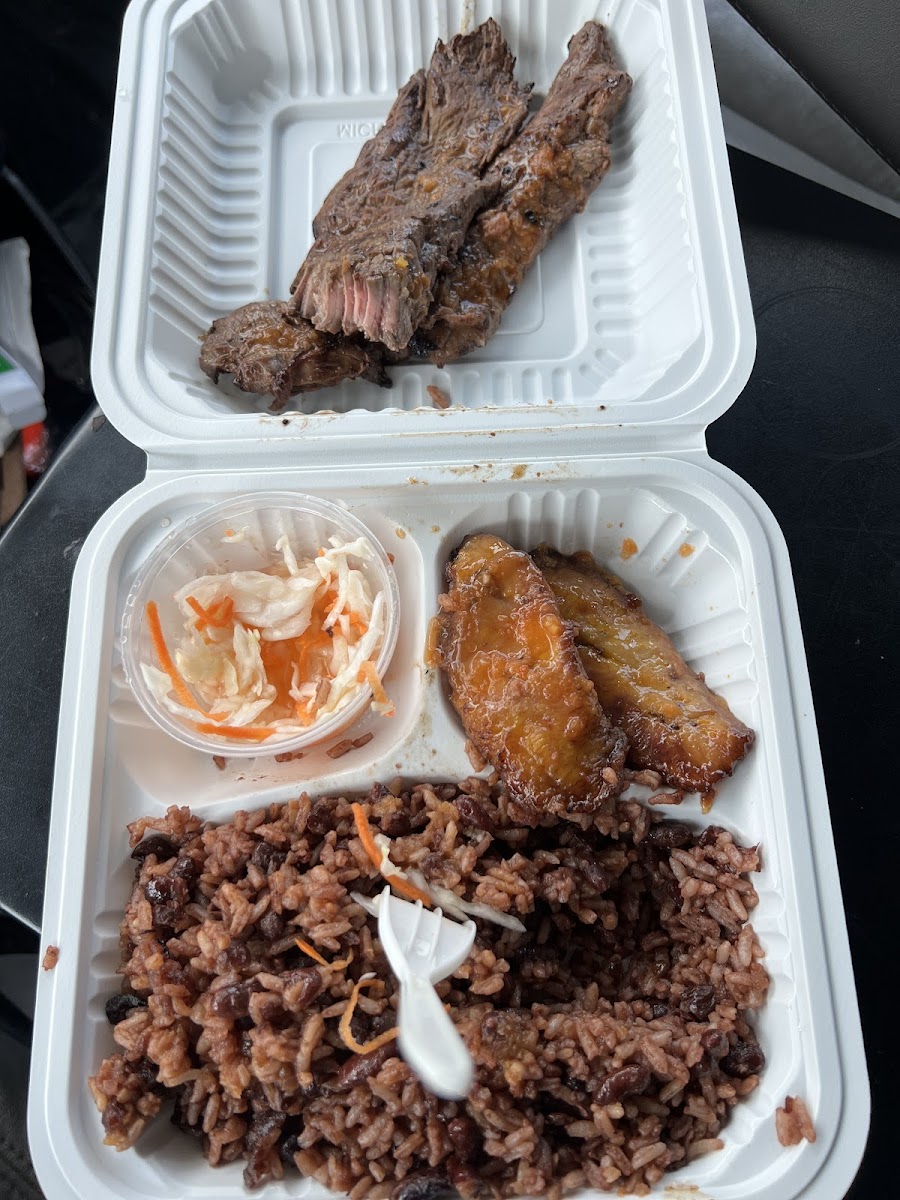 Fritanga Kendall Grille - Photo 4