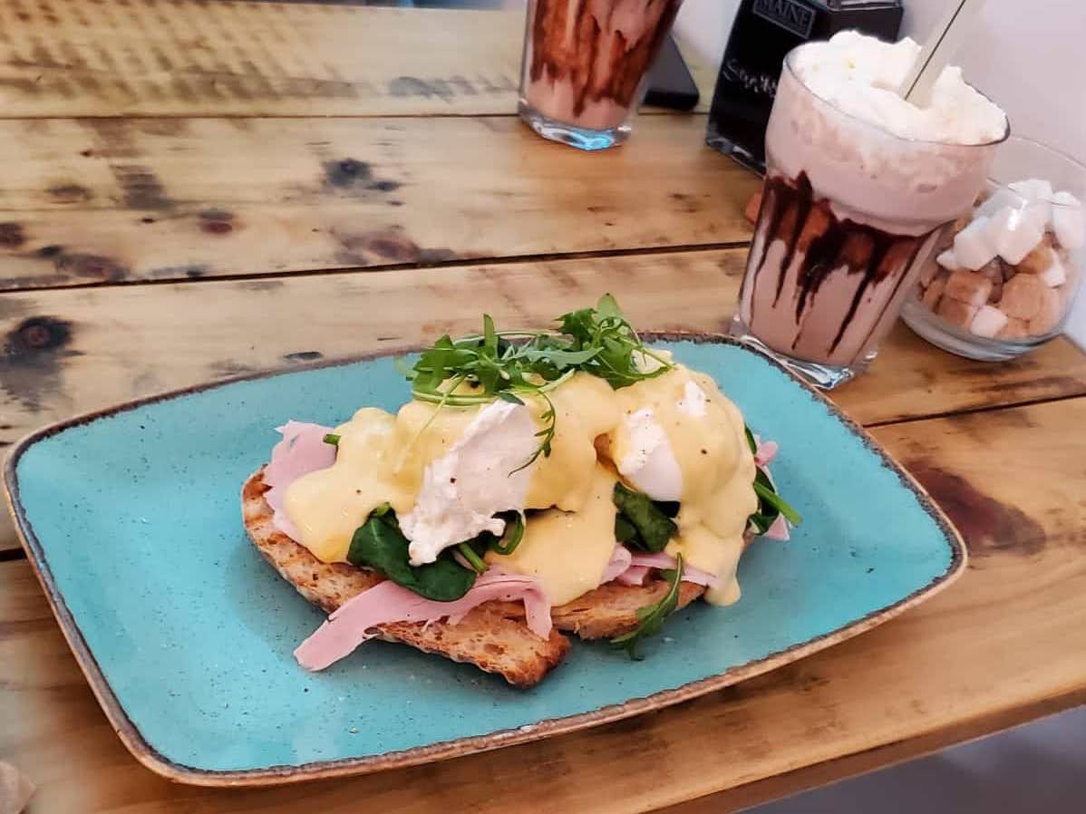 No. 142 Café & Bar - Photo 7