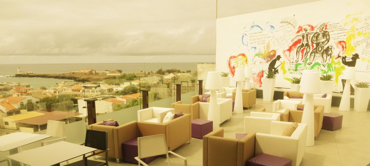 O Poeta Lounge & Food