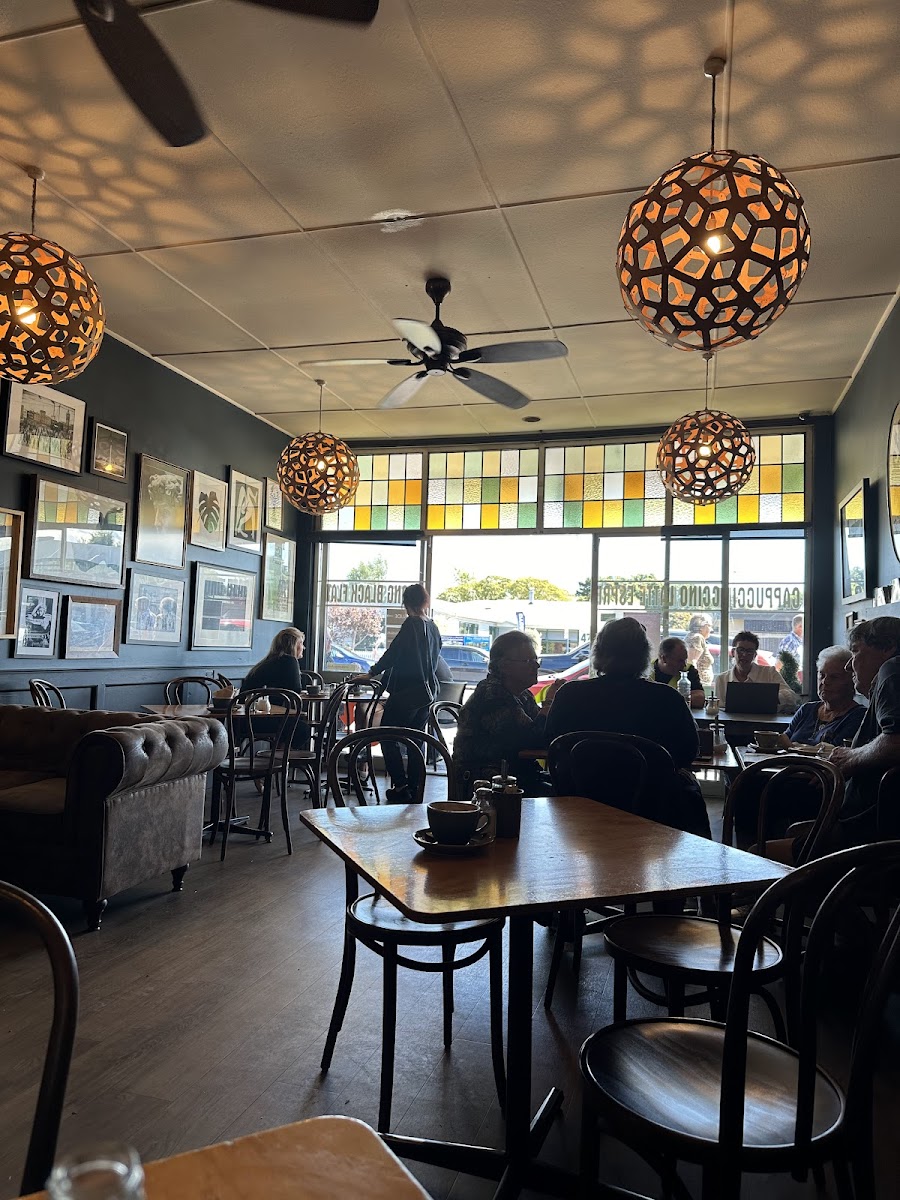 Orbit Cafe - Photo 3