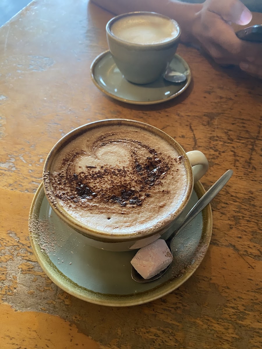 Orbit Cafe - Photo 4