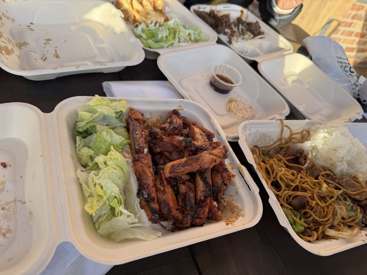 Teriyaki Town - Photo 6