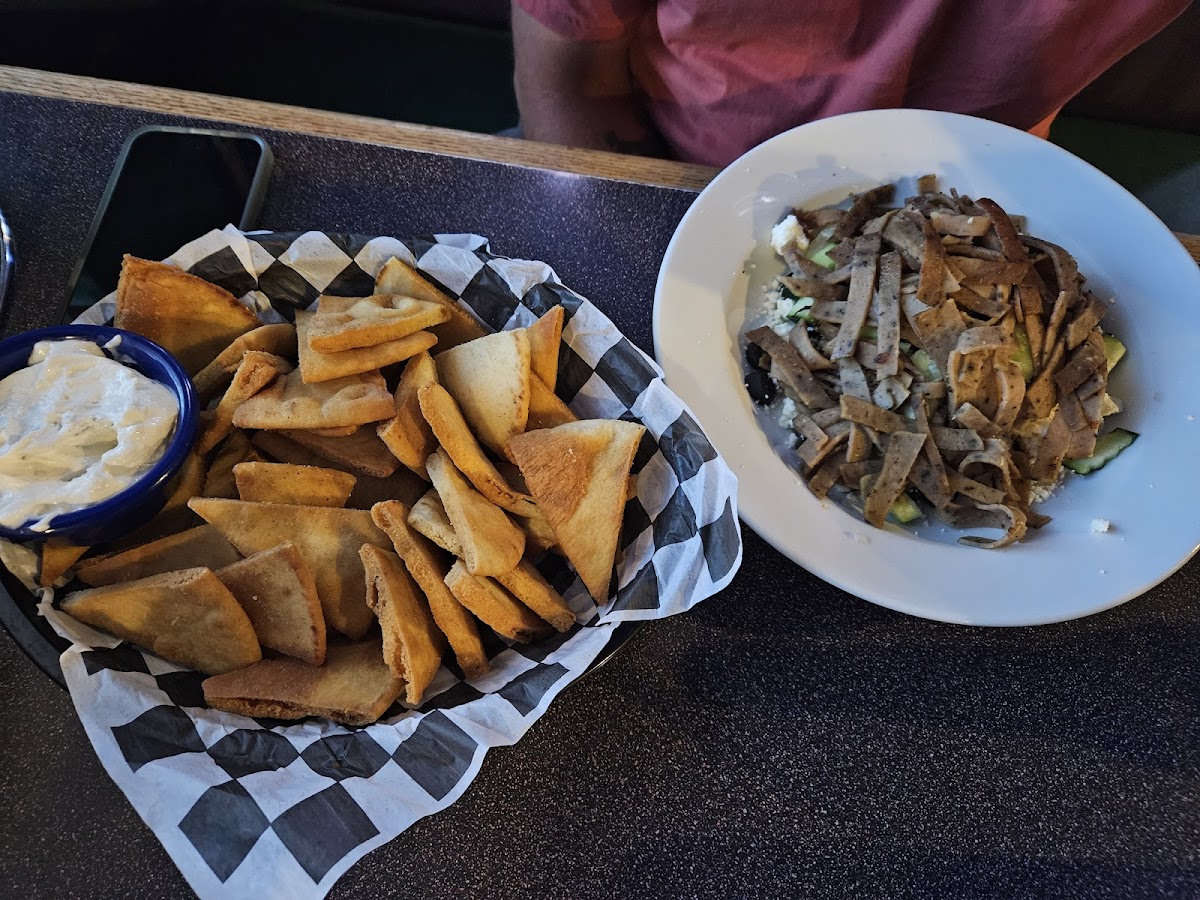 CaT's Pourhouse - Photo 5