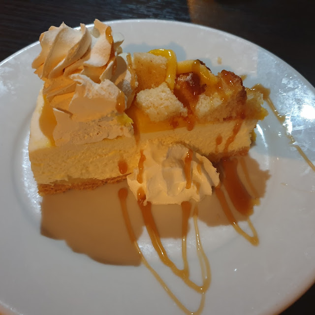 Lemon Cheesecake