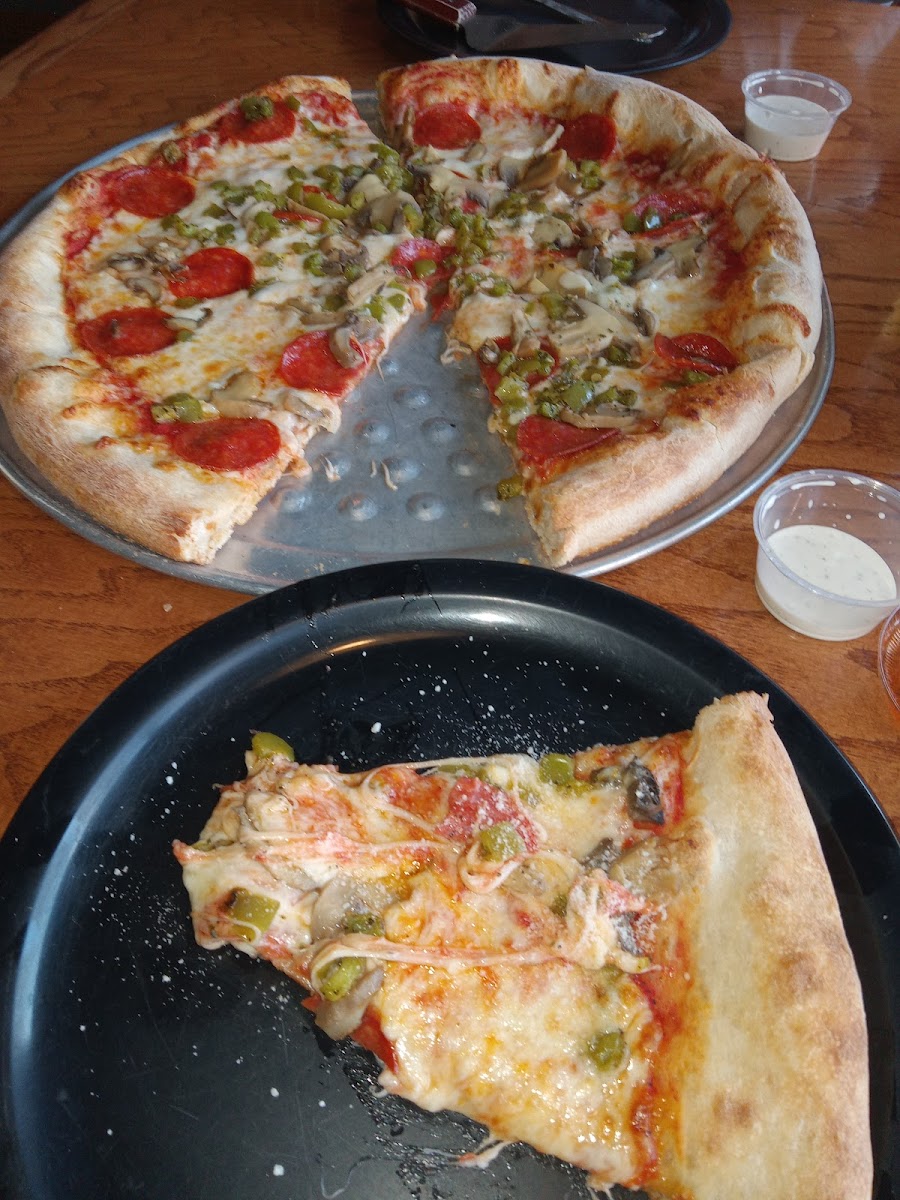La Piazza Italian Restaurant & Bar - Photo 5