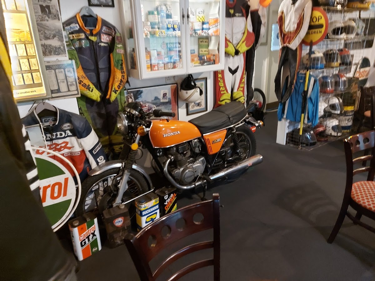 The Old Stores Motorbike Café - Photo 9