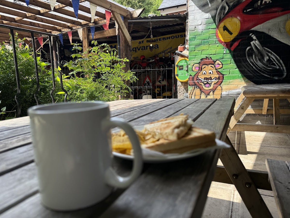 The Old Stores Motorbike Café - Photo 4