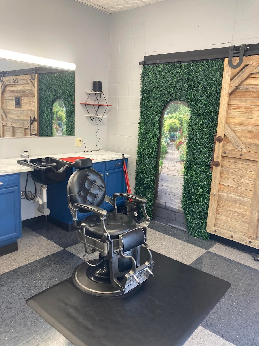 East Nashville Beard And Barber - Photo 8