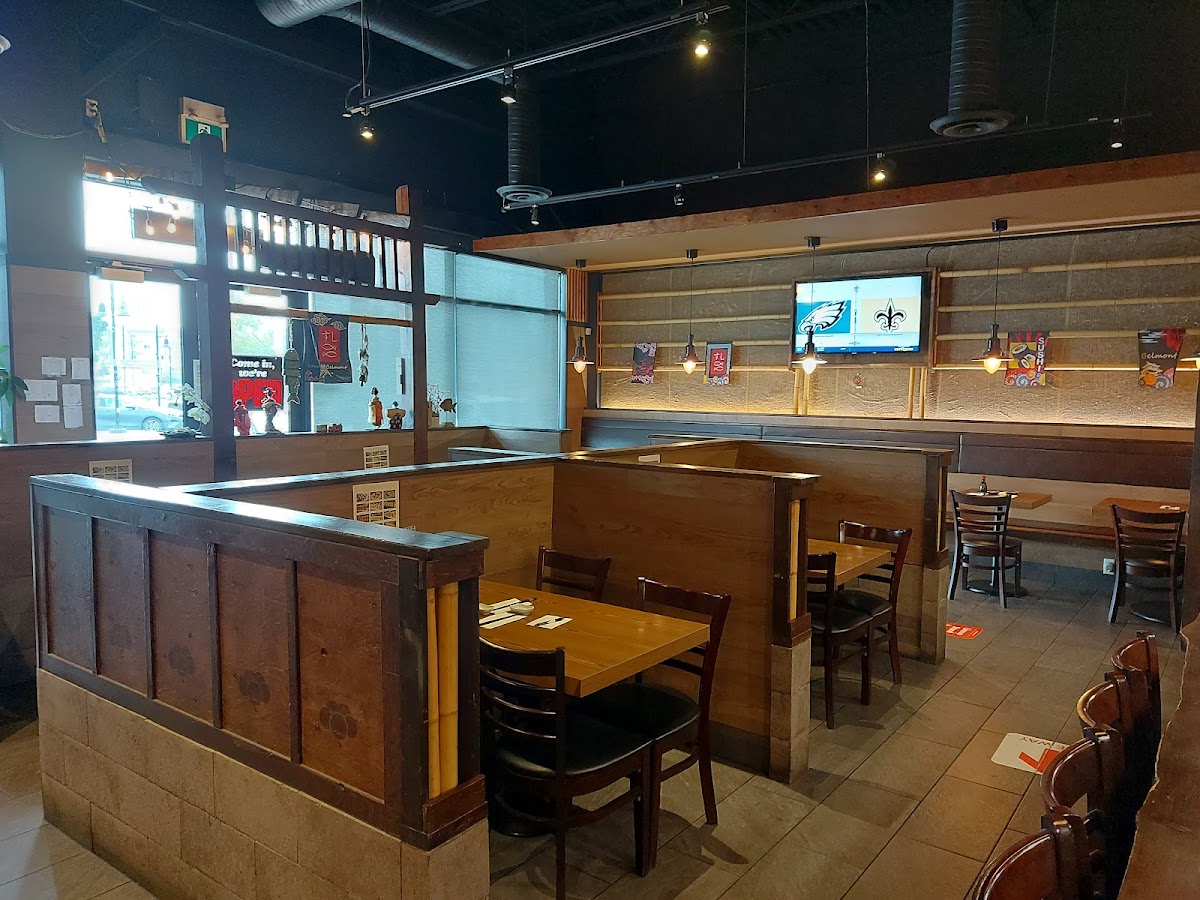 Sushi Belmont - Photo 8