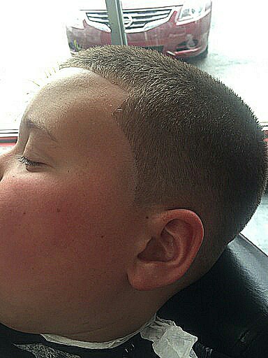 Lakeside Barber Shop - Photo 6