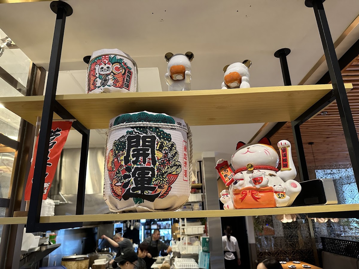Shoku Sushi & Grill - Photo 1
