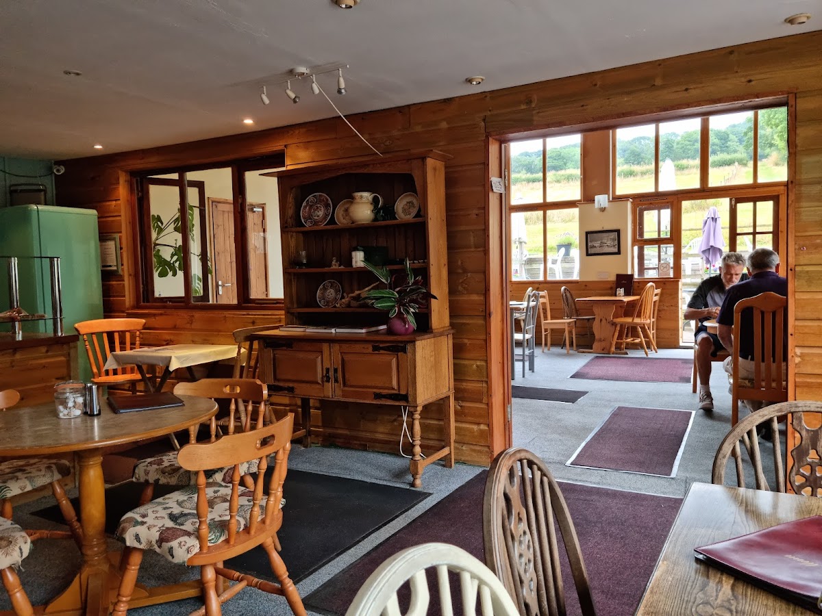 Oaklands Farm Café Ltd
