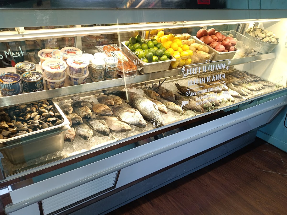 H&L Seafood Market - Photo 1