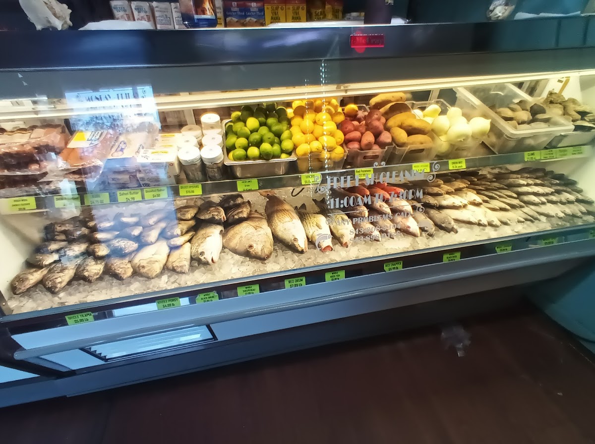 H&L Seafood Market - Photo 2