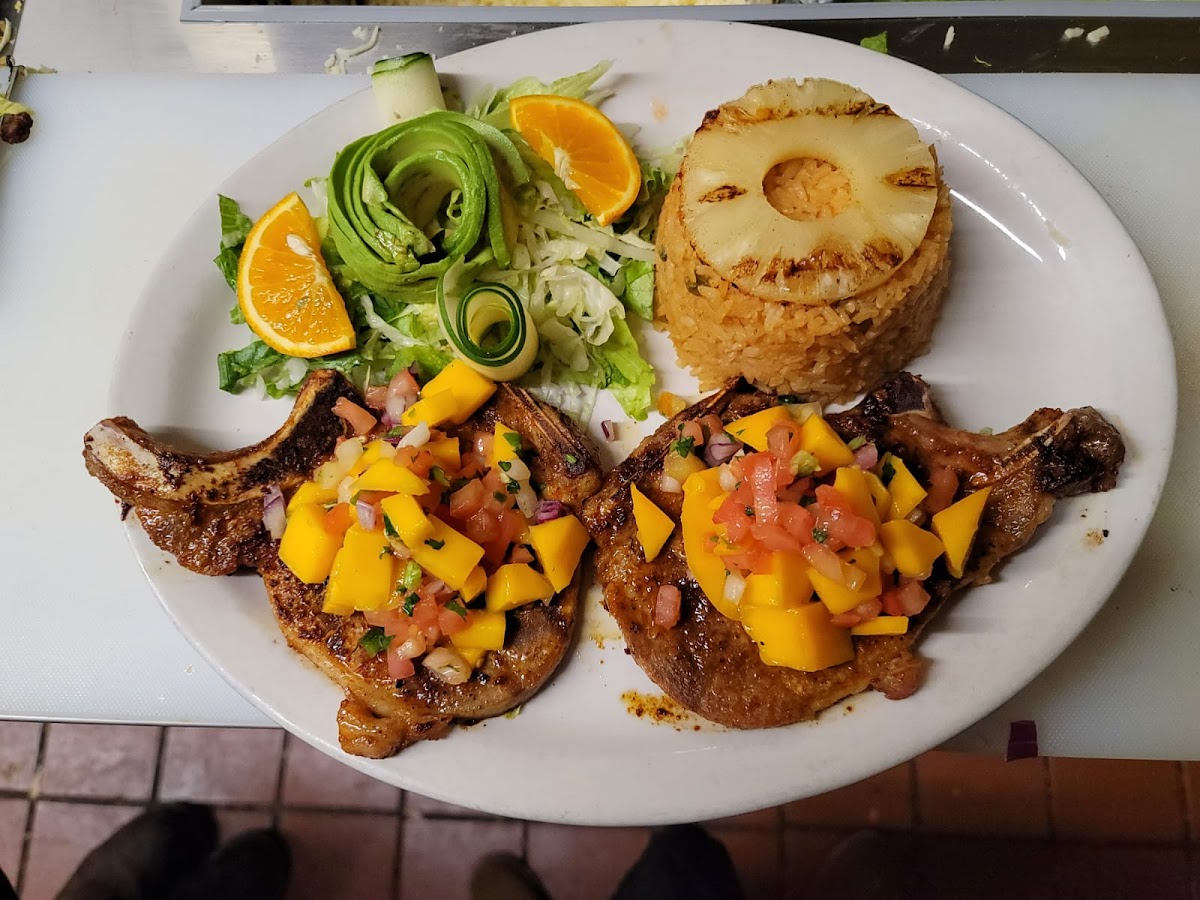 El Rey Mexican Restaurant & Grill LLC - Photo 1