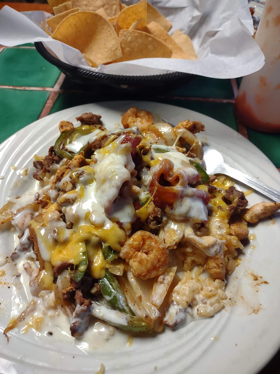 El Rey Mexican Restaurant & Grill LLC - Photo 4