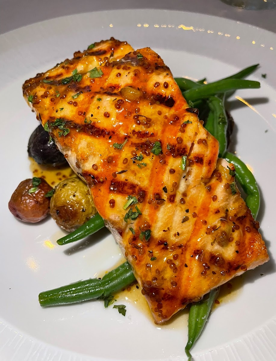 Spotos Fish & Oyster - Photo 7