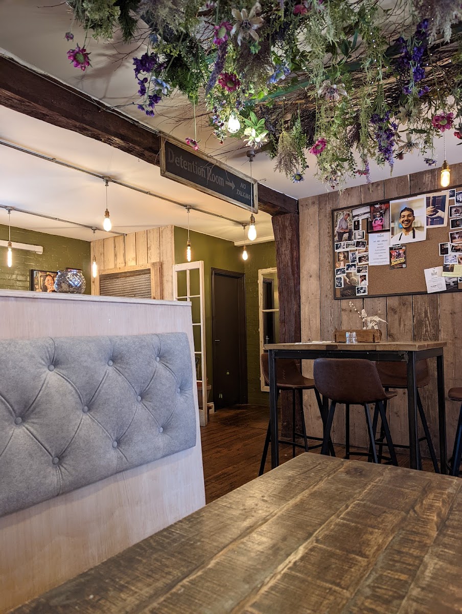 Toast Oxted - Photo 9