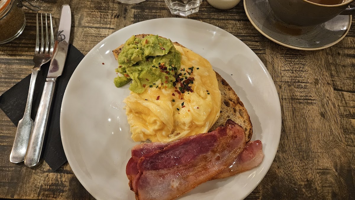 Toast Oxted - Photo 8