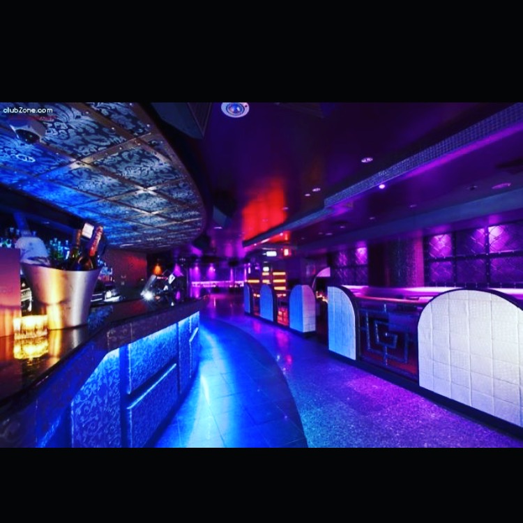 District Sporting lounge - Photo 1