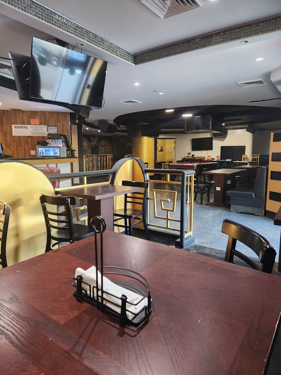 District Sporting lounge - Photo 2