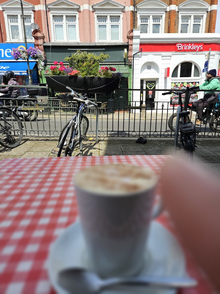 Cafe Du Parc - Photo 6